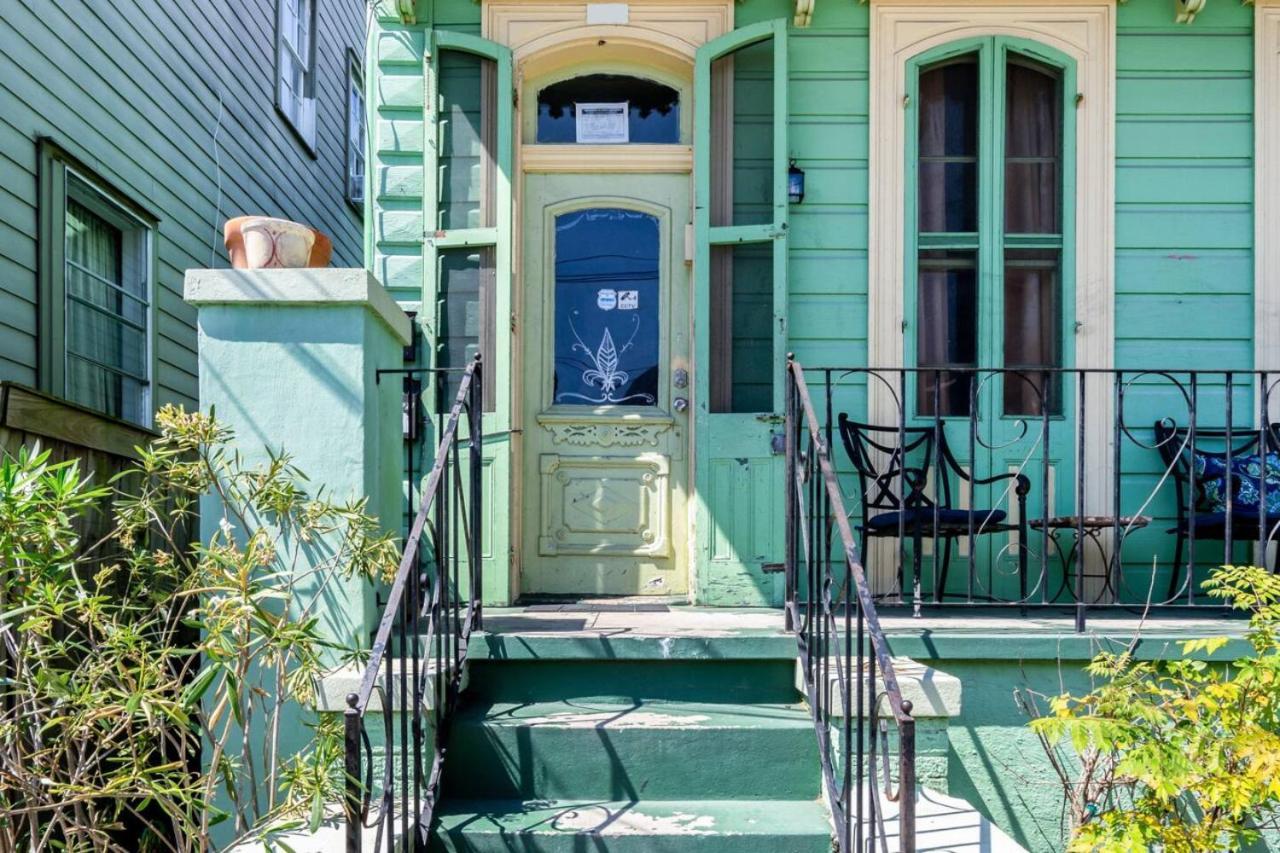 Ursulines Colorful Historic Near French Qtr